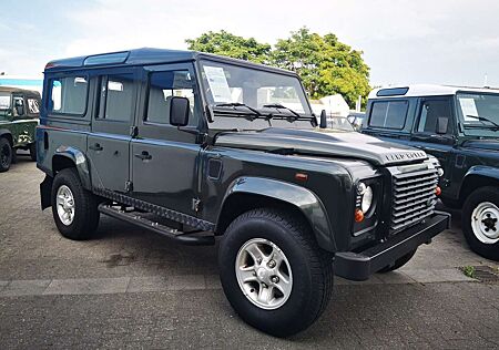 Land Rover Defender 110 Station Wagon SE **ATM mit nur 53 Tkm**