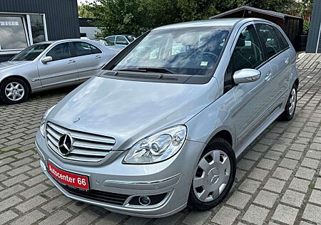 Mercedes-Benz B 200 Aut.*1.HAND*TÜV NEU*PDC*KLIMA*SCHECKHEFTGE