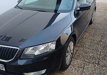 Skoda Octavia Combi 2.0 TDI DSG Style