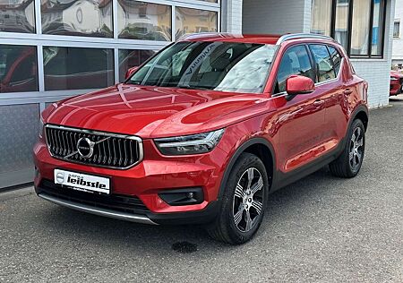Volvo XC 40 XC40 B4 Benzin Inscription AWD