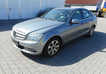 Mercedes-Benz C 180 Kompressor AHK TÜV 02/2026