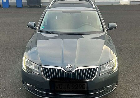 Skoda Superb II Combi Combi 1.8 TSI Elegance