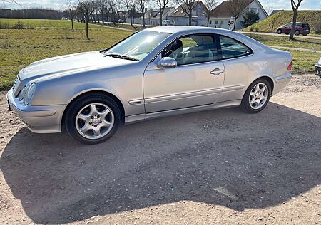 Mercedes-Benz CLK 200 Coupe Kompressor Elegance