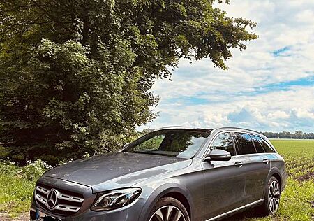 Mercedes-Benz E 220 d 4Matic T All-Terrain 9G-TRONIC Exclusive