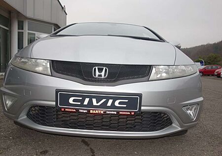 Honda Civic 1.8i-VTEC Sport