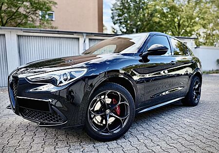 Alfa Romeo Stelvio 2.0 Turbo 16V AT8-Q4 Veloce Ti Carbon