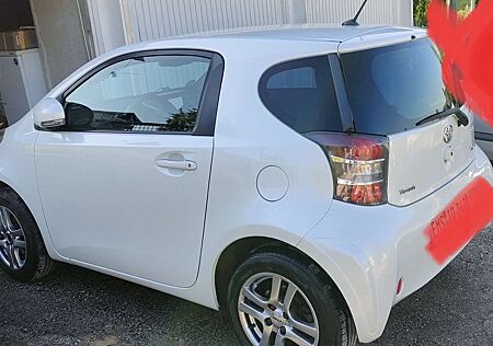 Toyota iQ 1.0 +