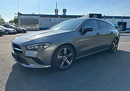 Mercedes-Benz CLA 200 CLA Shooting Brake Diesel d Shooting Brake 8G-DCT