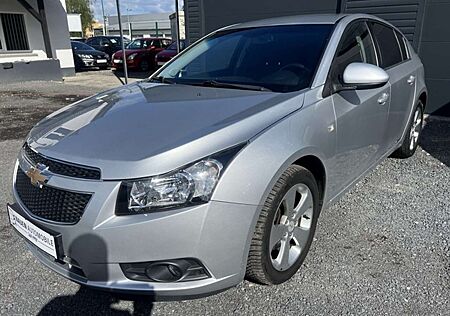 Chevrolet Cruze 2.0 LTZ Automatik+Tempomat+PDC+Alus+