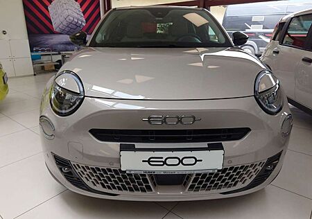 Fiat 600 e 115 kW La Prima