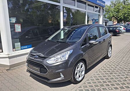Ford B-Max Titanium