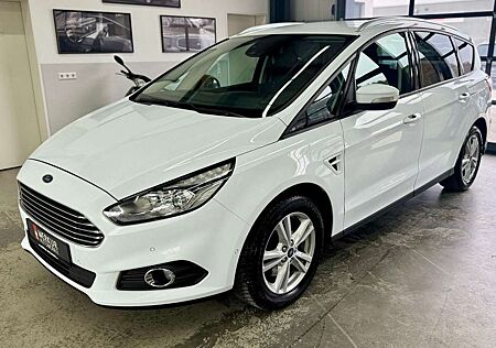 Ford S-Max 1.5 Business Edition 7 Sitze+Navi+AHK+Kam.