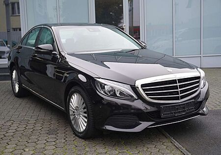 Mercedes-Benz C 220 Lim. Exclusive Automatik/Navi/GSD/LED