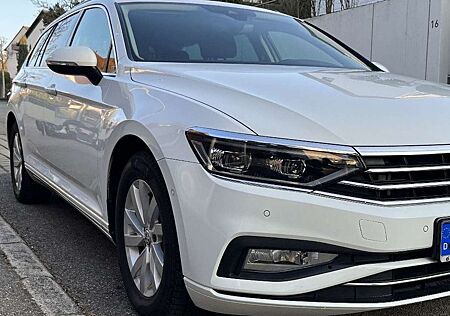 VW Passat Variant Volkswagen 2.0 TDI SCR DSG Business Bj 2020