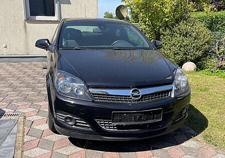 Opel Astra GTC Fließheck 3-Türer GTC 1.6 Sport