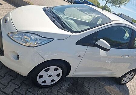 Ford Ka /+ 1,2 KLIMA + Sitzheizung + 1.Hand