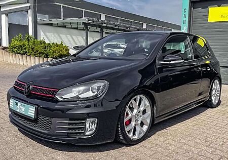 VW Golf Volkswagen VI 6 GTI 2.0 TSI Dynaudio Schiebedach NAVI DCC SHZ
