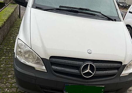 Mercedes-Benz Vito 113 CDI Lang Aut. Mixto