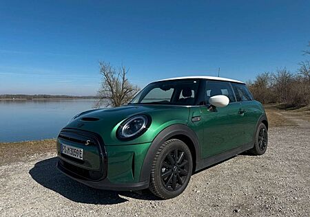 Mini Cooper SE Classic Trim