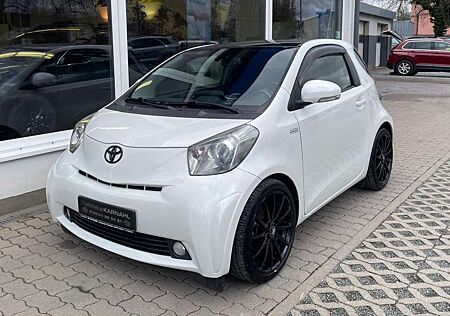 Toyota iQ +