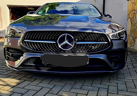 Mercedes-Benz CLA 180 Shooting Brake AMG Line