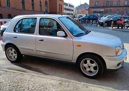 Nissan Micra 1.0 Comfort