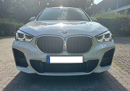 BMW X1 sDrive18i Aut. M Sportpaket Garantie Mai 2025