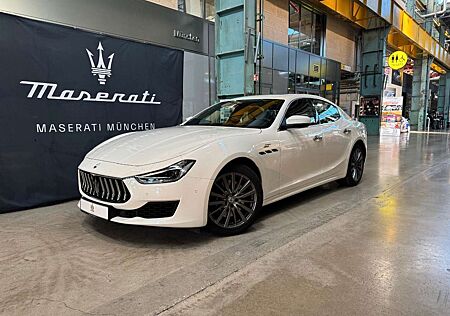 Maserati Ghibli GT/ Garantie * München*