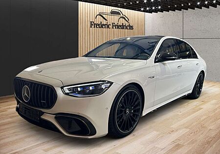 Mercedes-Benz S 63 AMG Lang 4Matic Pano Burmester Voll
