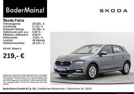 Skoda Fabia 1.0 TSI DSG Style CarPlay Pano AHK Kamera