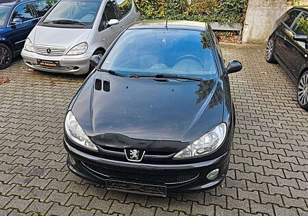 Peugeot 206 Cabriolet CC Klimaautomatik,Servo,Ohne TÜV