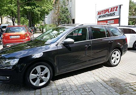 Skoda Octavia Combi Elegance, Navi, Pano, Xenon