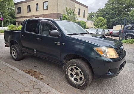 Toyota Hilux 4x4 Extra Cab Sol