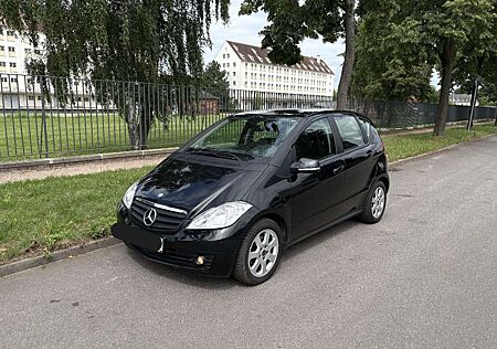Mercedes-Benz A 150 FACELIFT KLIMA ALU AUTOMATIK TÜV 01/2027