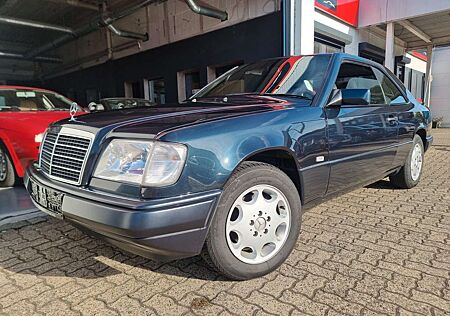Mercedes-Benz E 200 Coupe / 2- Hand/HU Neu/Klima