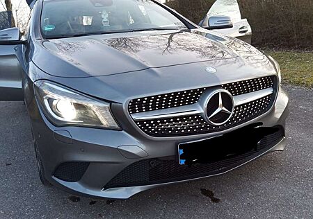 Mercedes-Benz CLA 200 CDI / d (117.908)