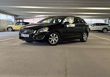 Volvo V60 D2 Summum