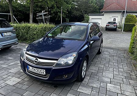 Opel Astra 1.6 Selection