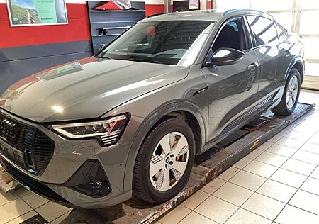 Audi e-tron SPORTBACK 55 2x S LINE BLACK EDITION PANO