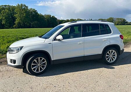 VW Tiguan Volkswagen 1.4 TSI DSG BlueMotion Technology Lounge Sp