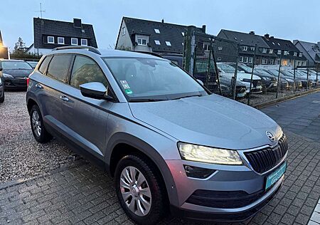 Skoda Karoq Style*TÜV NEU* 1 HAND*DIGITAL TACHO*TOP*