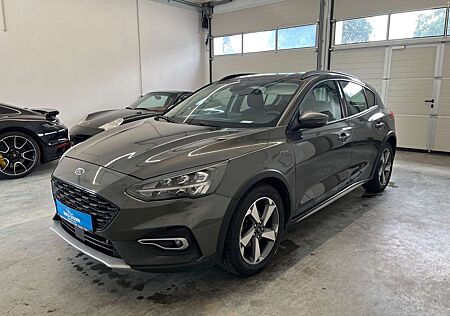 Ford Focus 1.0 EcoBoost Active *LED *1-Hand *NAVI *AHK *Kamer