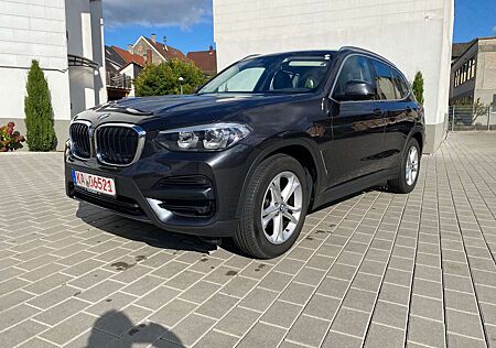 BMW X3 xDrive 20d X-LINE/SPORT-SZ/AHK/FINELINE/18"