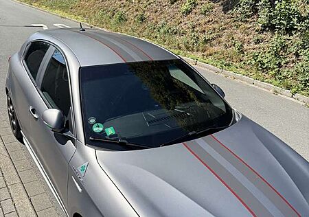 Alfa Romeo Giulietta Veloce 1.8tbi in Grigio Magnesio Opaco Matt