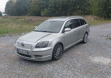 Toyota Avensis 2.2 D-CAT Combi Sol