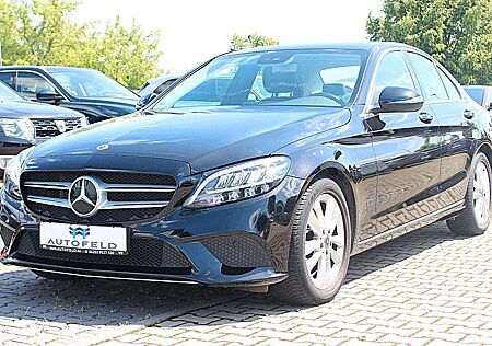 Mercedes-Benz C 180 /VOLL SHEFT/NAVI/SHZ/PDC/TEMP/RCAM/BT/