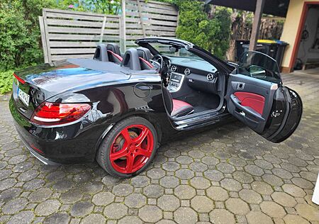Mercedes-Benz SL 300 SLC 300 SLC 300 9G-TRONIC