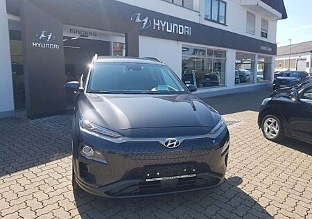 Hyundai Kona Premium Elektro 2WD