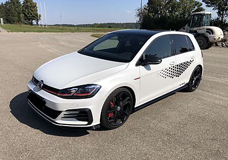 VW Golf GTI Volkswagen Golf 2.0 TSI OPF DSG GTI TCR
