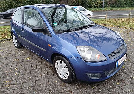 Ford Fiesta 1.3 Ambiente Tüv/Au neu Klima